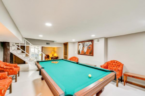 Walk to UK Campus Charming Home with Patio!